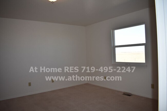 Building Photo - 8815 Elbert Rd Peyton CO 80831
