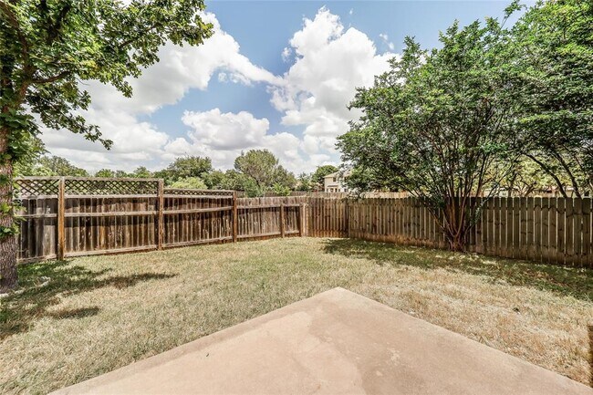 Building Photo - 106 N Winecup Trail