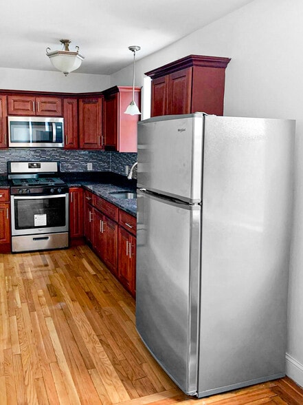 Primary Photo - 174 Chad Brown St