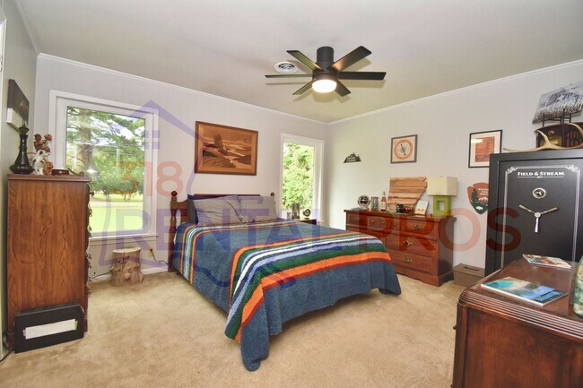Building Photo - 4 Bed, 3 Bath Home in Ruston