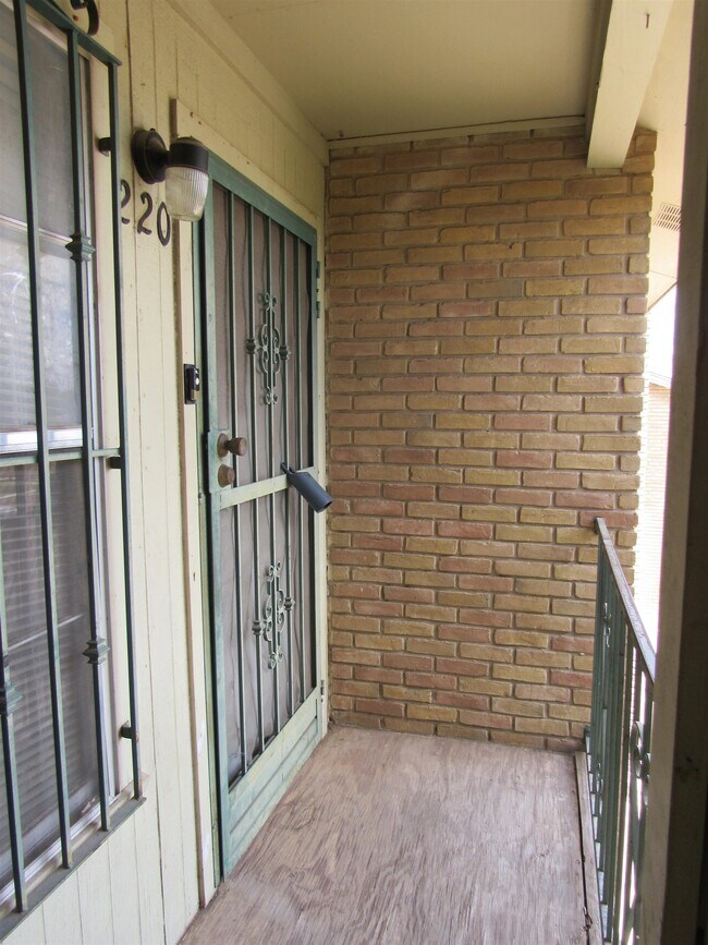 Building Photo - 5302 Springfield Ave