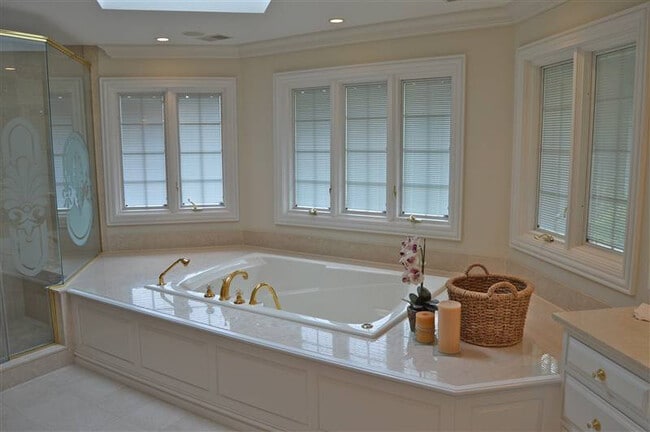 Building Photo - 711 Berkshire Ct