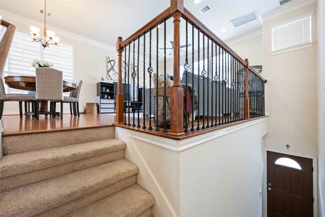 Building Photo - 3214 Clearview Cir