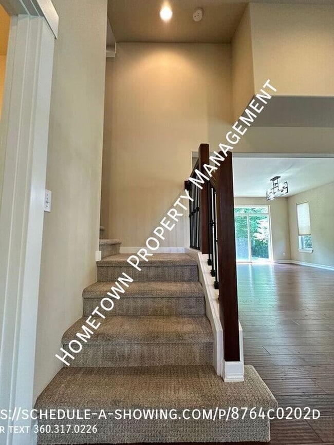 Building Photo - 7301 Ashdown Ln SE