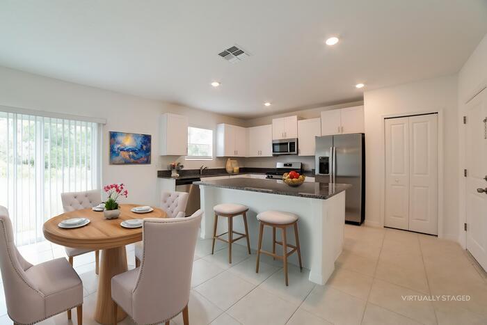 Building Photo - 4125 84th Ct E