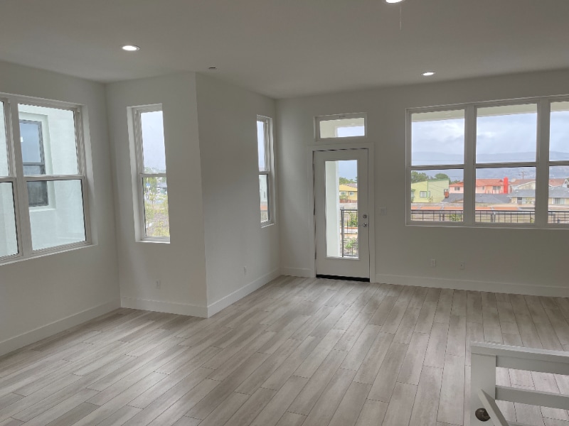 Building Photo - 335 Shannon Pl