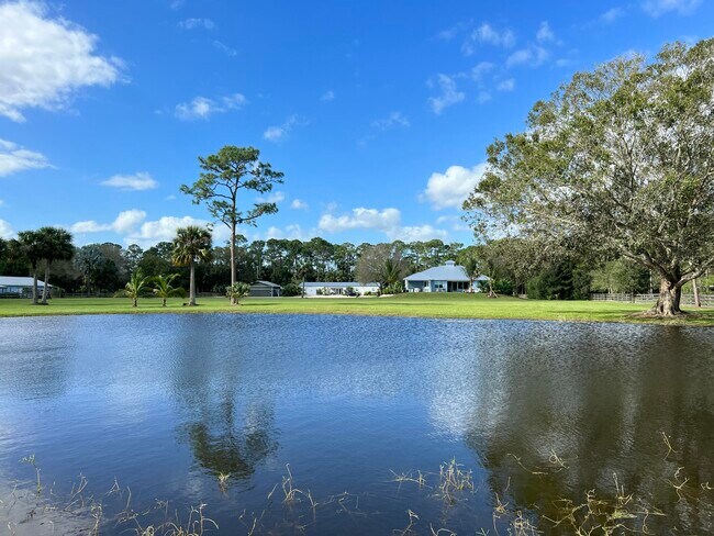 Building Photo - 3155 SW 78th Ave