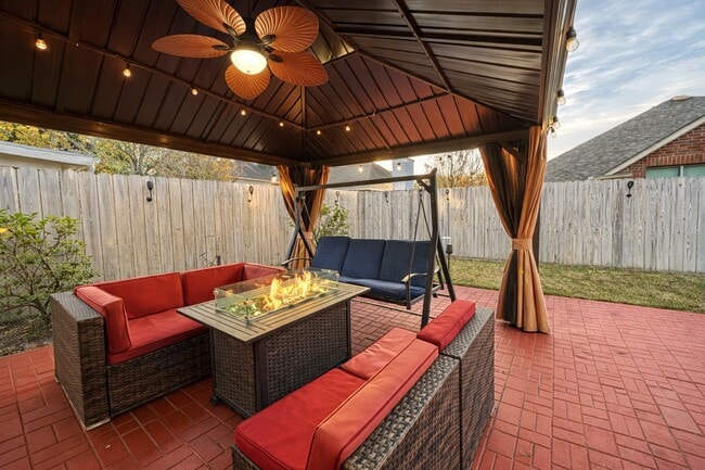 Building Photo - 3111 Birchleaf Dr