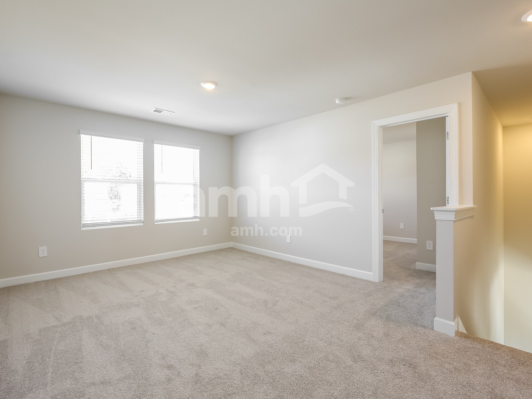 Building Photo - 782 Treeline Rd