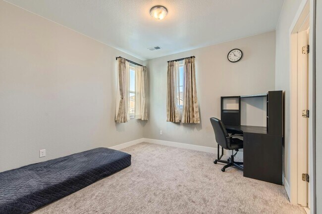 Building Photo - 7183 S Shady Grove Ct