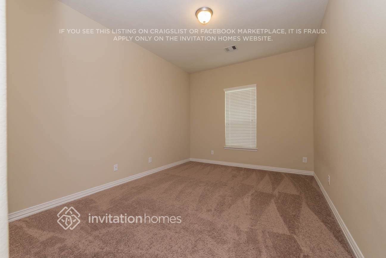 Building Photo - 30810 Academy Trace Dr