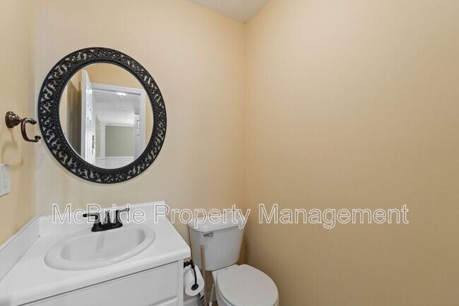 Building Photo - 429 Snead Way