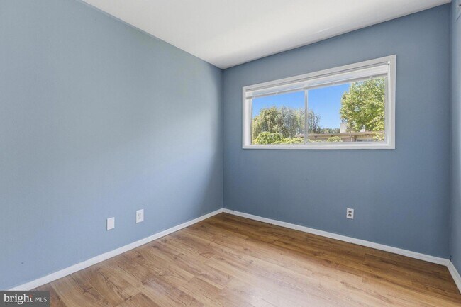 Building Photo - 4903 Americana Dr