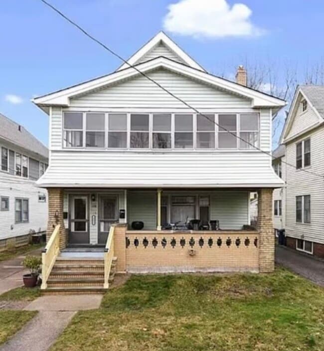 Building Photo - 2211 Eldred Ave