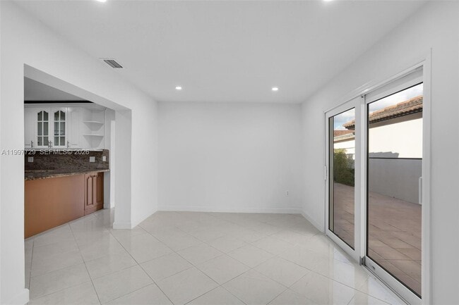 Building Photo - 14755 SW 82nd Terrace