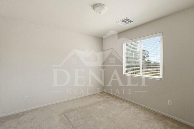 Building Photo - 21939 W Cocopah St
