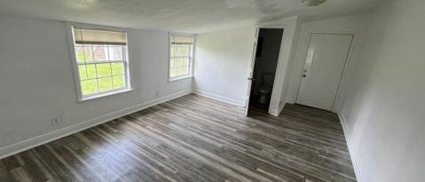 Building Photo - 2390 Primrose St