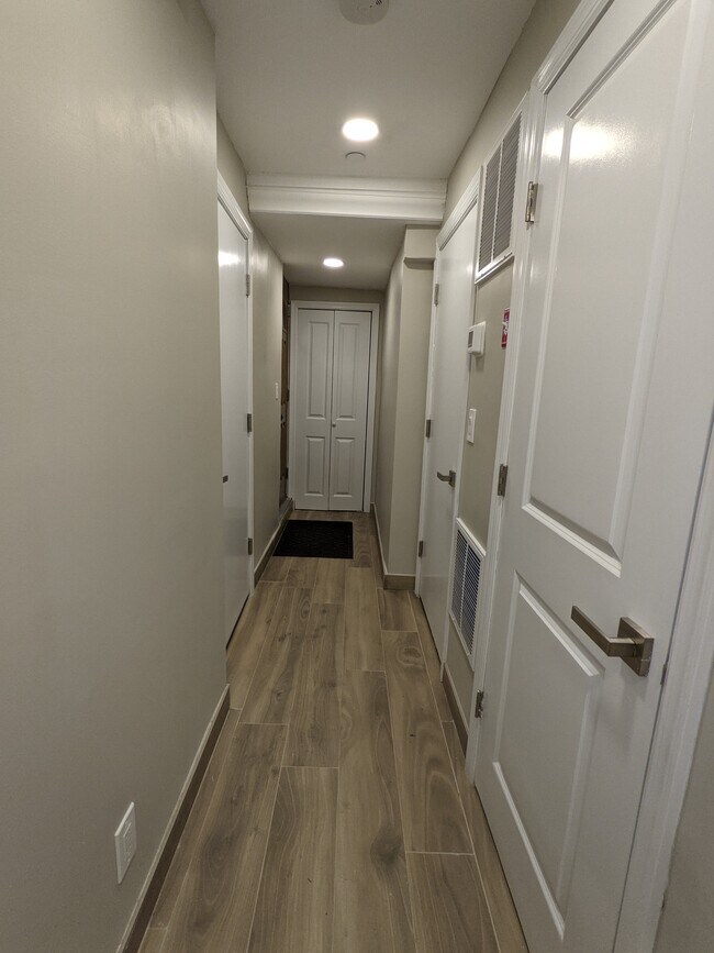 Building Photo - 8925 75th Ave