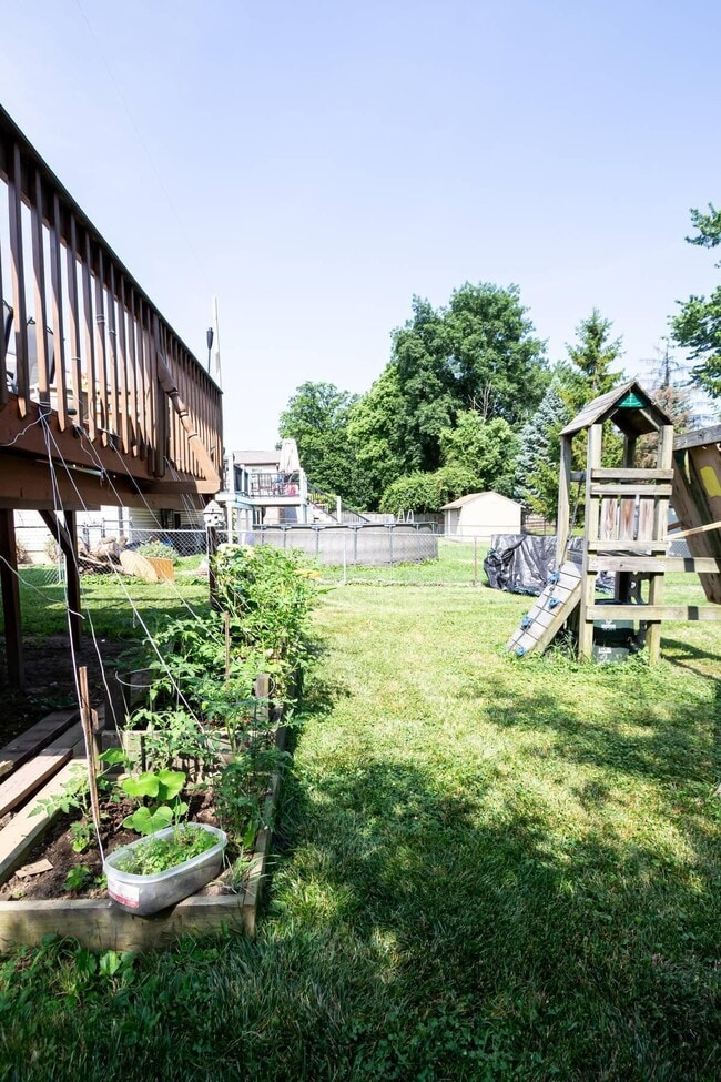 Building Photo - 3886 Farm Brook Ln