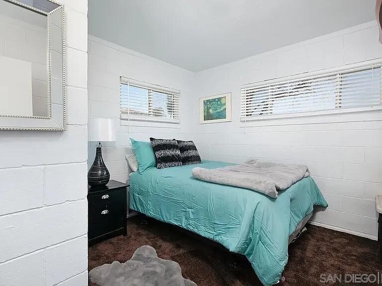 Building Photo - 1382 Grove Ave