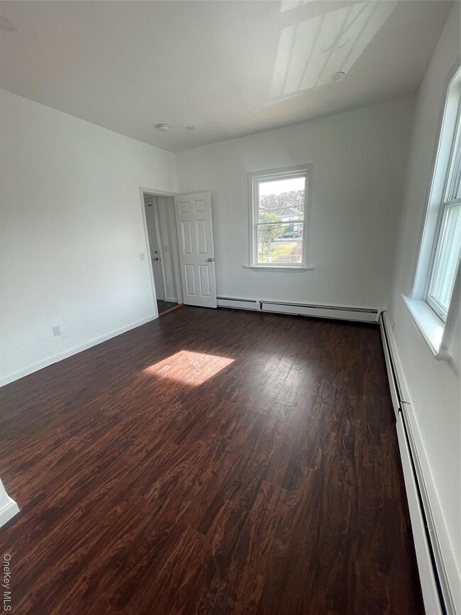 Building Photo - 70 Dobbs Ferry Rd