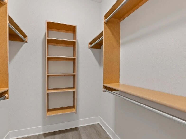 Building Photo - 3518 W 45th St S