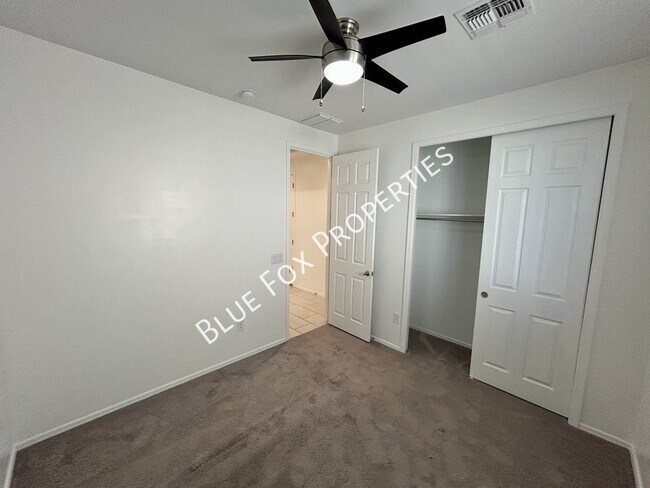 Building Photo - 7214 S Via Tierra Mesa