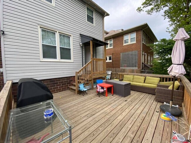 Building Photo - Beautiful 5 Bedroom Single Family Home in Silver Spring!