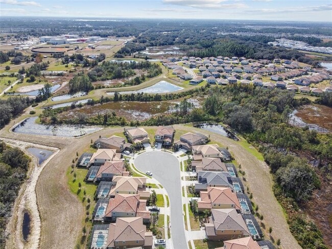 Building Photo - 7704 Oakmoss Loop