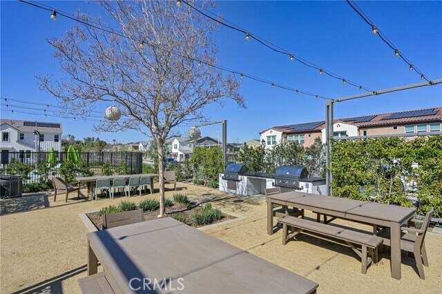Building Photo - 2242 Yuzu St