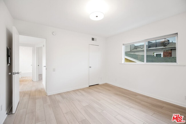 Building Photo - 110 Dudley Ave