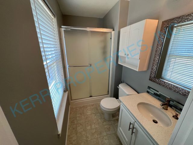 Building Photo - Charming 3-Bed Oasis with 2.5 Baths in Sandy, OR - 1215 Sq Ft of Cozy Living!