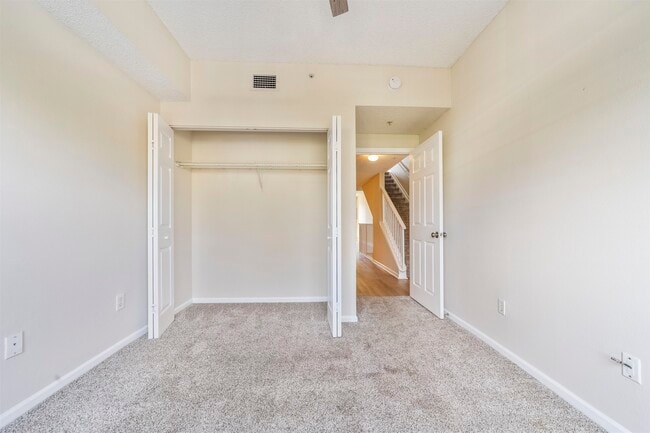 Building Photo - 4000 Grande Vista Blvd