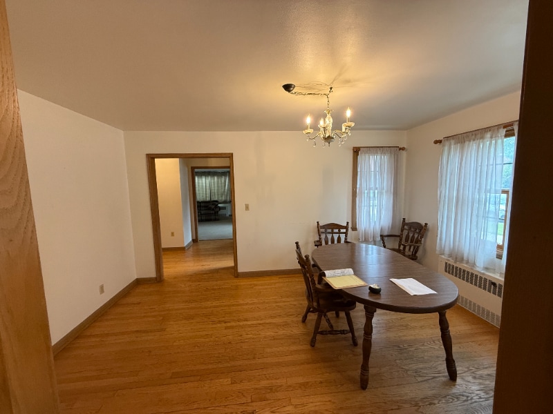 Building Photo - 523 St Clair Ave