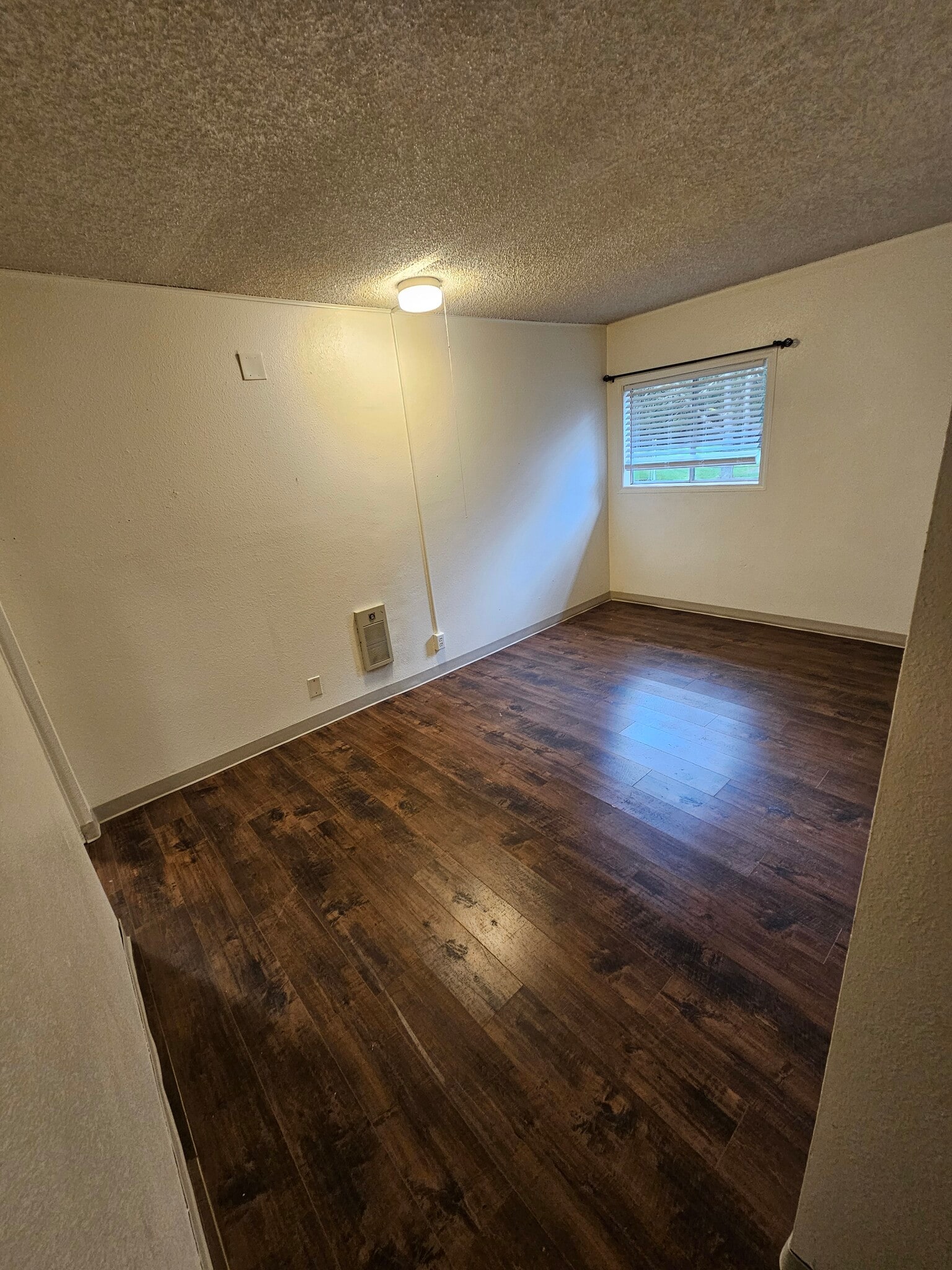 Building Photo - 3510 NE Everett St