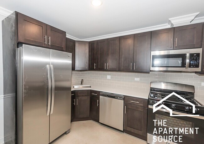 Building Photo - 4117 S Michigan Ave