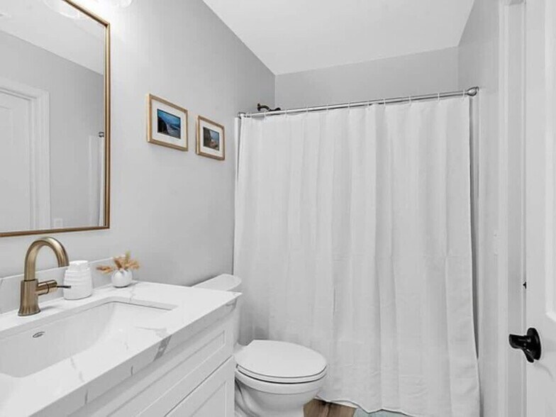 Building Photo - 1577 Starlight Dr