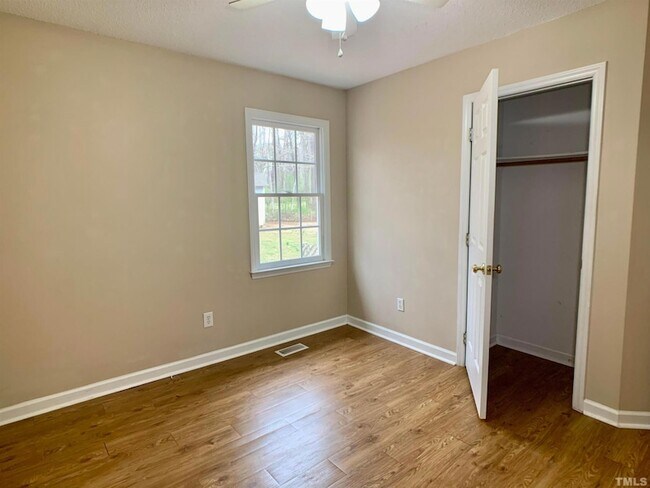 Building Photo - 516 Contessa Ct