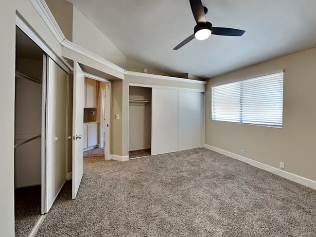 Building Photo - 22841 White Pine Pl