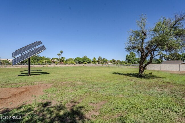 Building Photo - 834 N Constellation Way