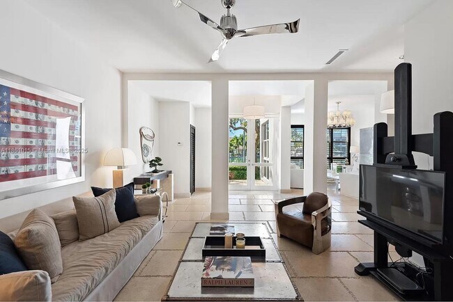 Building Photo - 6101 Laguna Dr W
