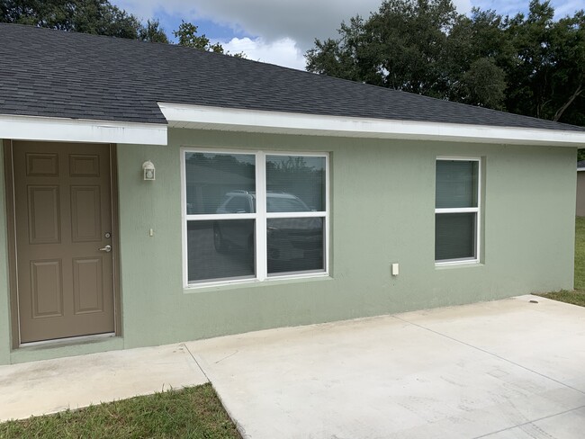 Building Photo - AVAILABLE NOW! Beautiful 2BR/2BA duplex ho...