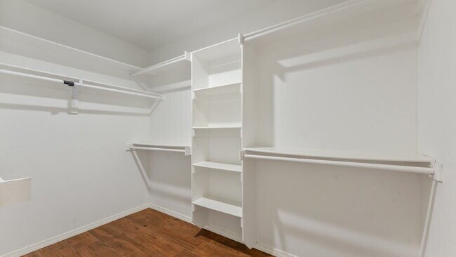 Building Photo - 307 Ewalt Ave
