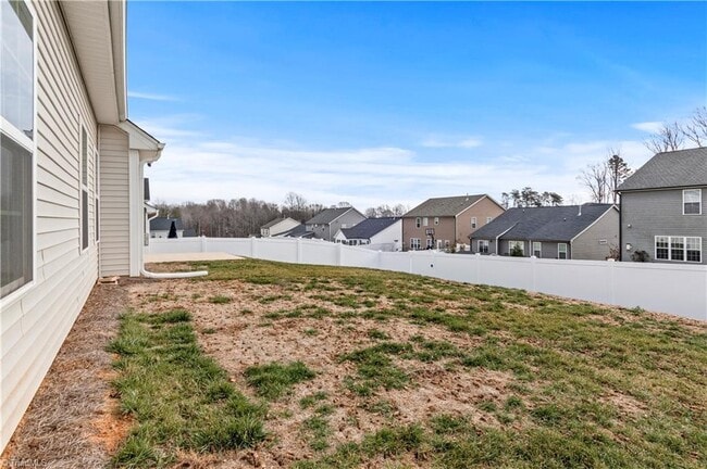 Building Photo - 7260 Huntgate Dr