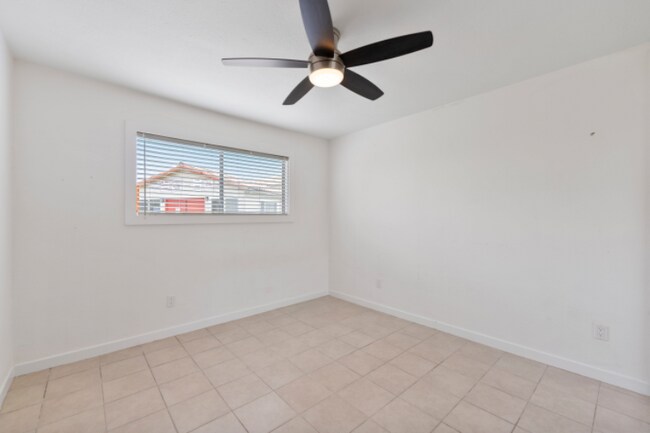 Building Photo - 1551 Broadway