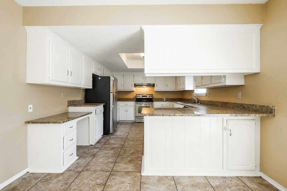 Building Photo - 10616 Basswood Canyon Rd