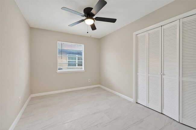 Building Photo - 10510 Overview Dr