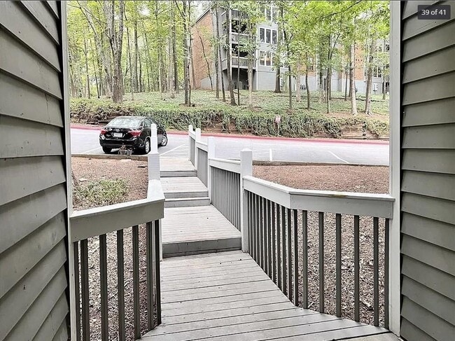 Building Photo - 326 Warm Springs Cir