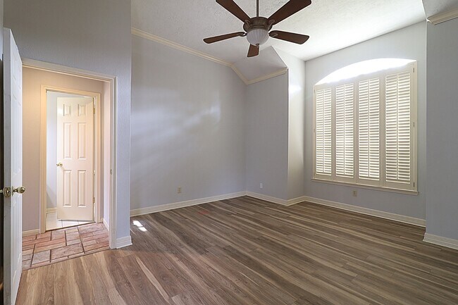 Building Photo - 3510 Cypressdale Dr