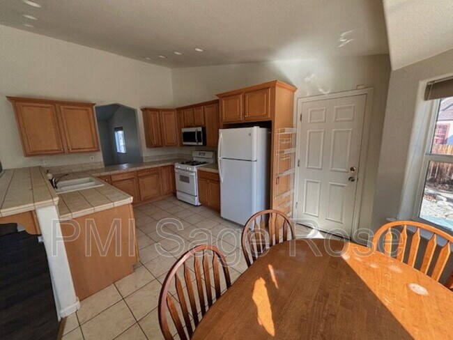 Building Photo - 1616 Phillips St